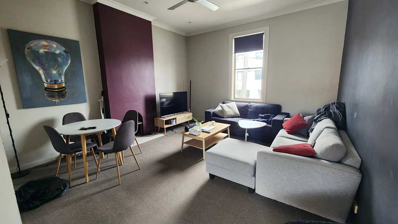 Unfurnished room in a flatshare