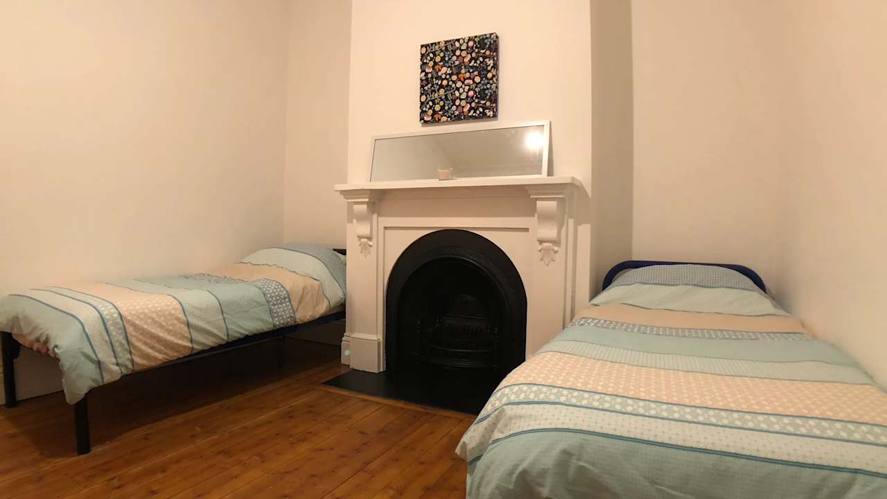 Furnished room in a share house