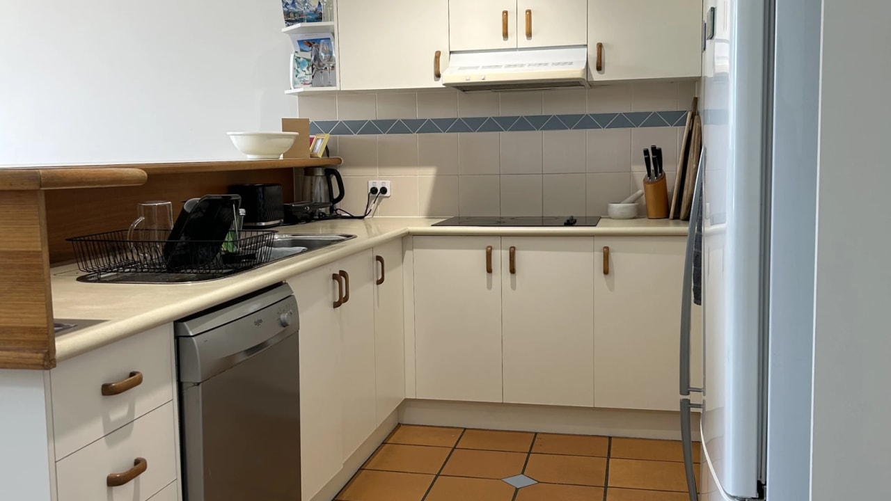 Furnished room with own bathroom