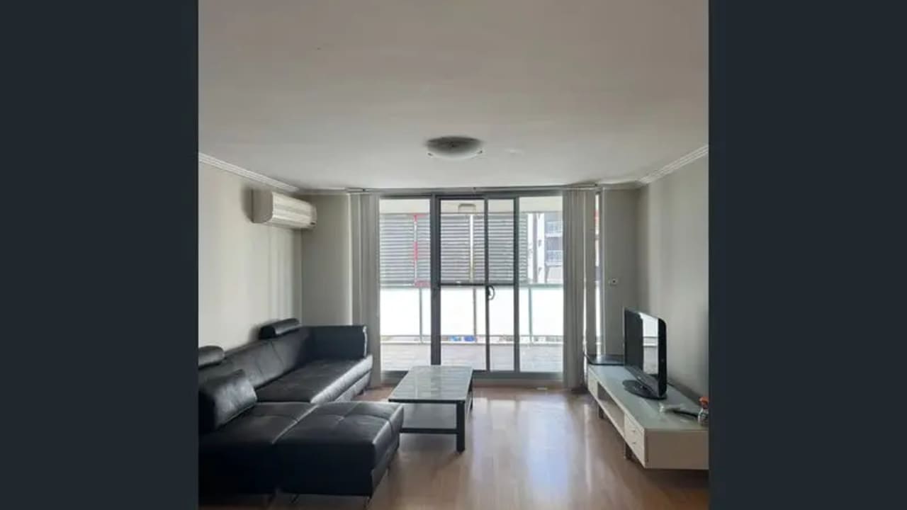 Furnished room with own bathroom