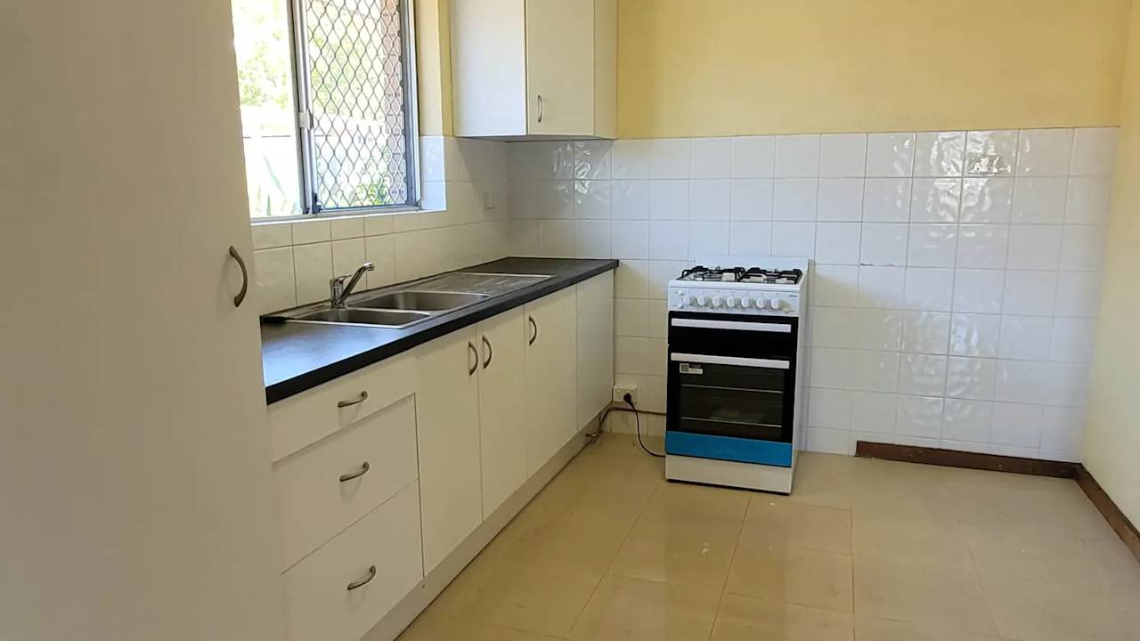 Whole property with 3 rooms for rent