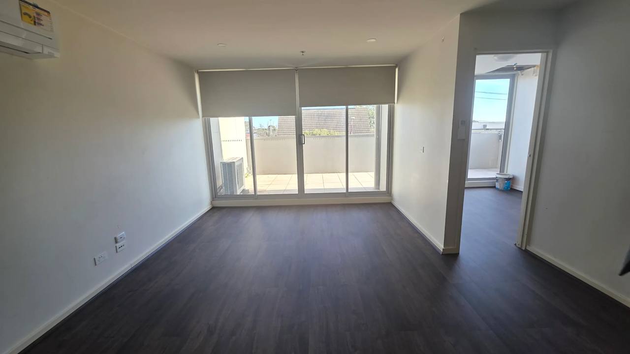 Whole property with 2 rooms for rent