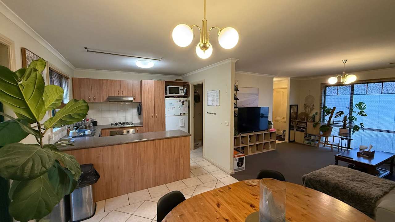 Unfurnished room in a share house