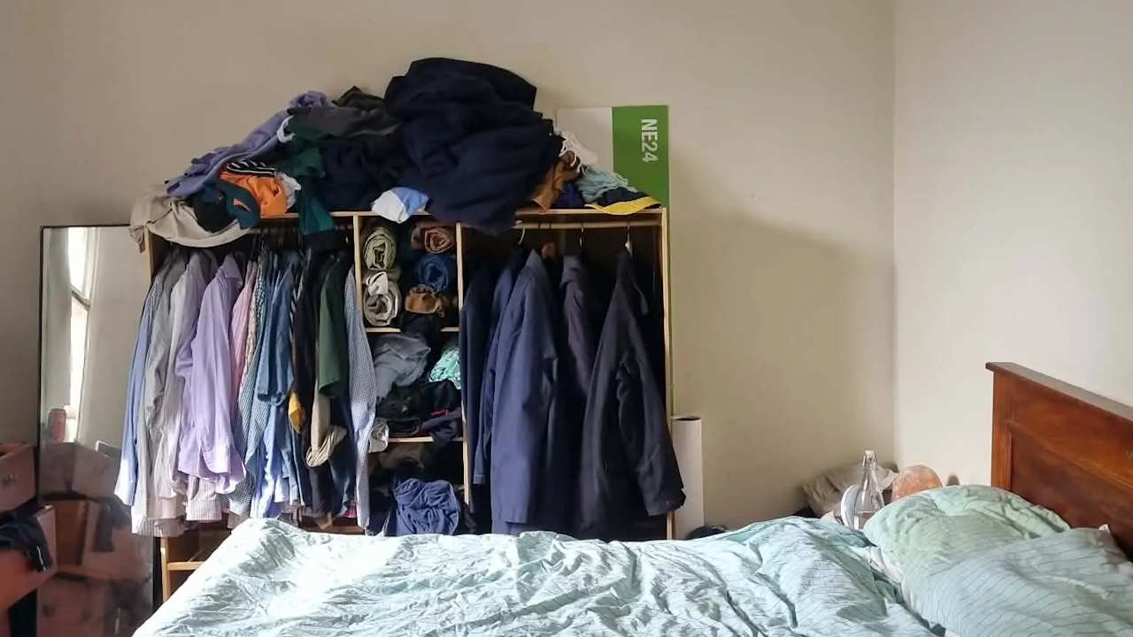 Furnished room in a share house