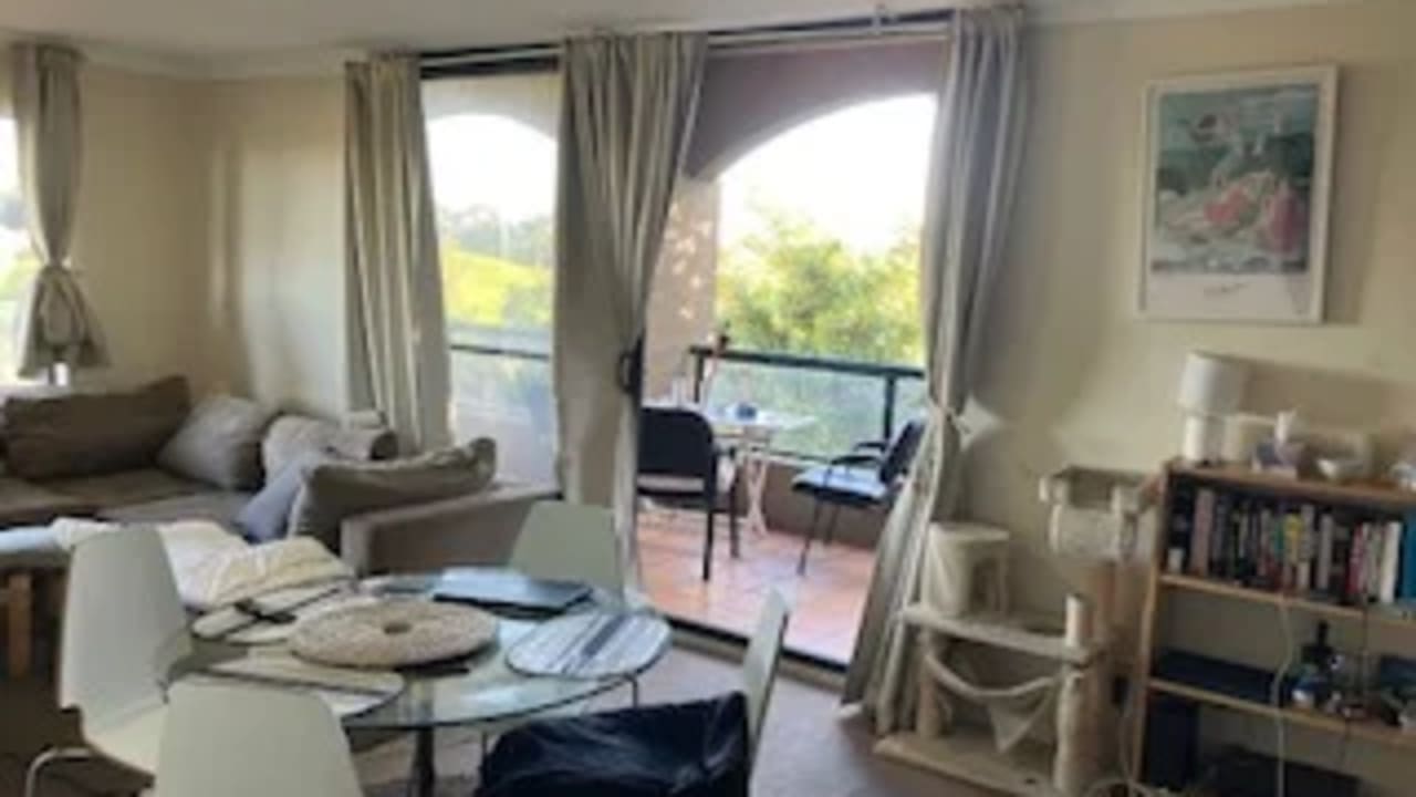 Furnished room in a flatshare