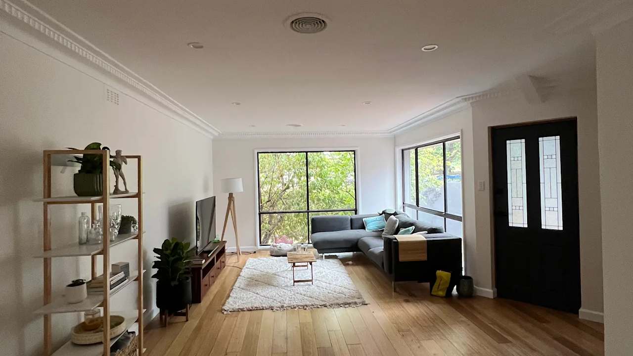 Room in a share house