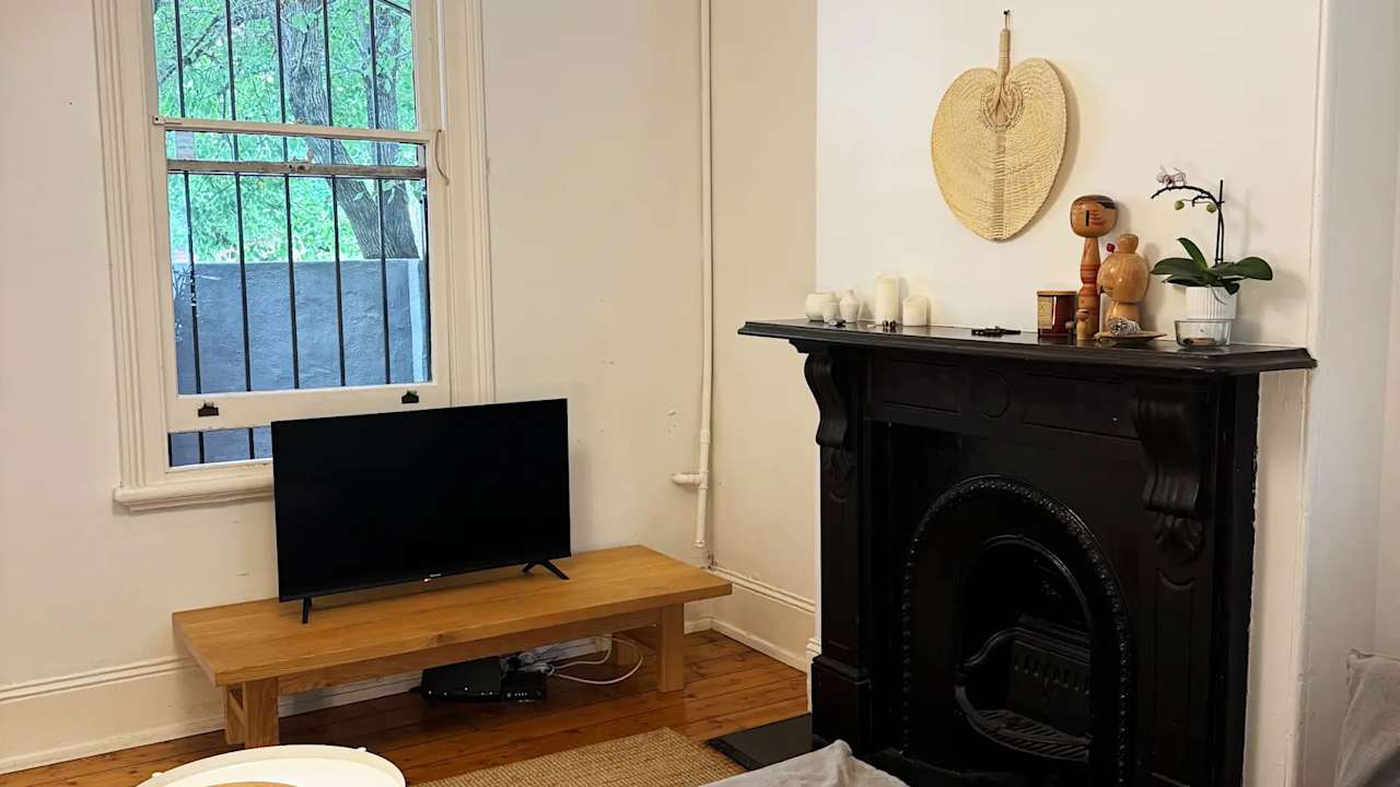 Room in a share house