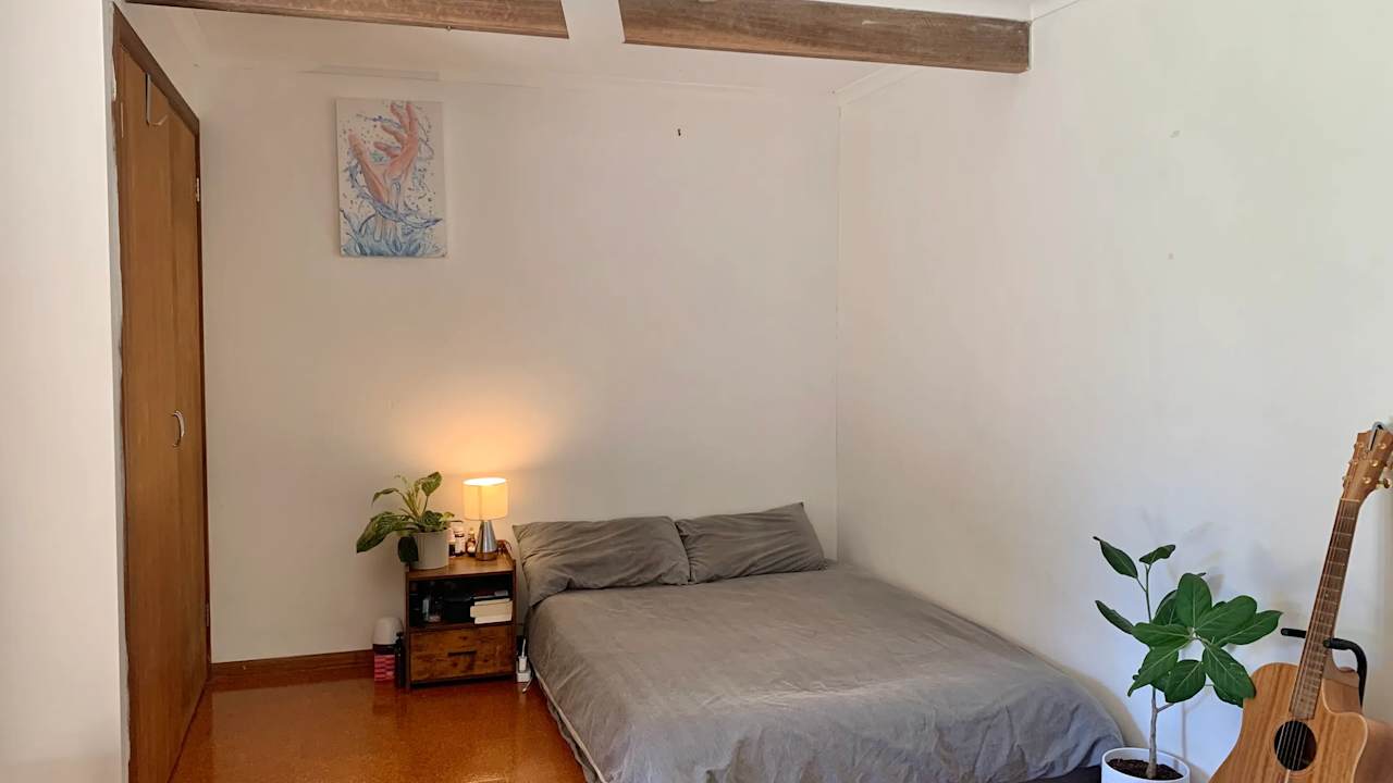 Unfurnished room in a share house