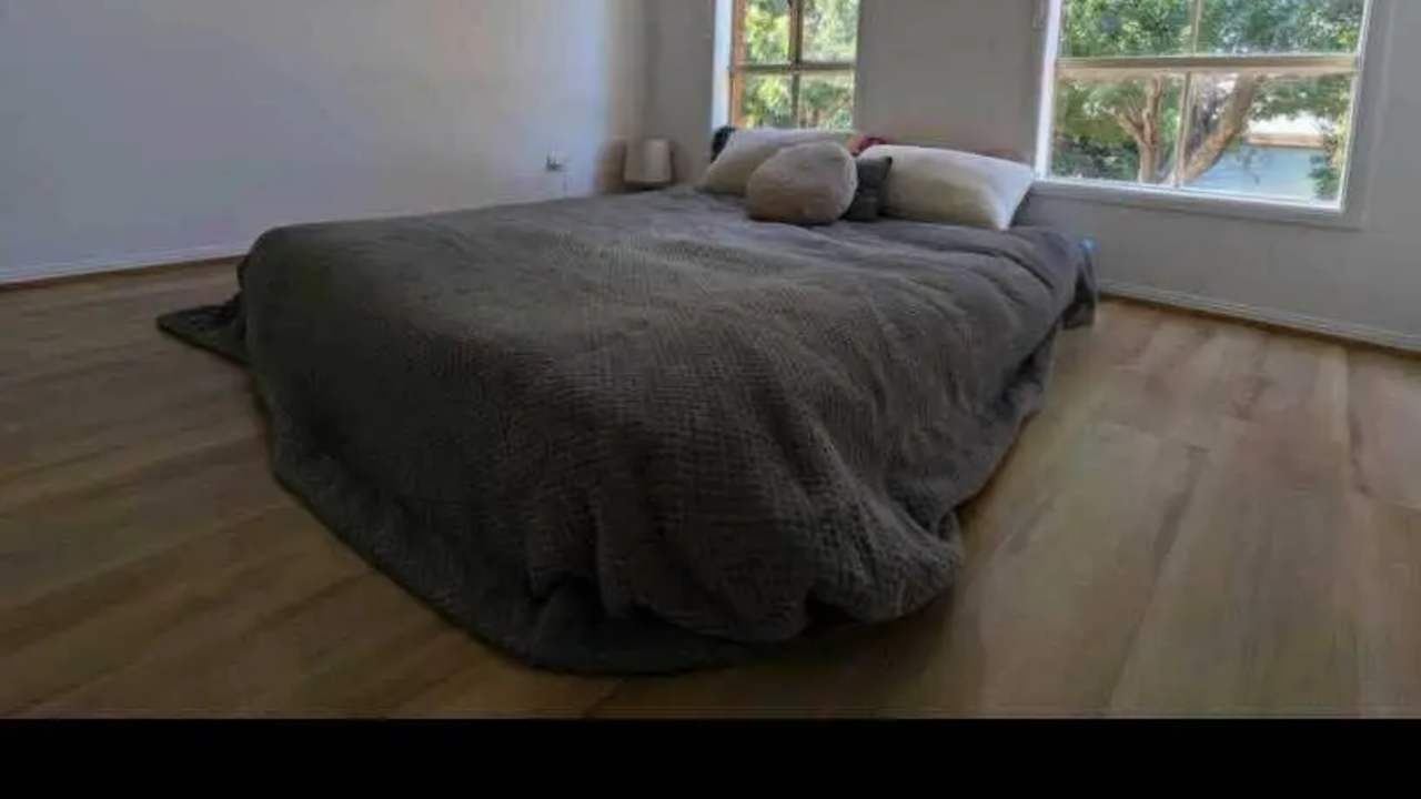 Room with ensuite in a share house
