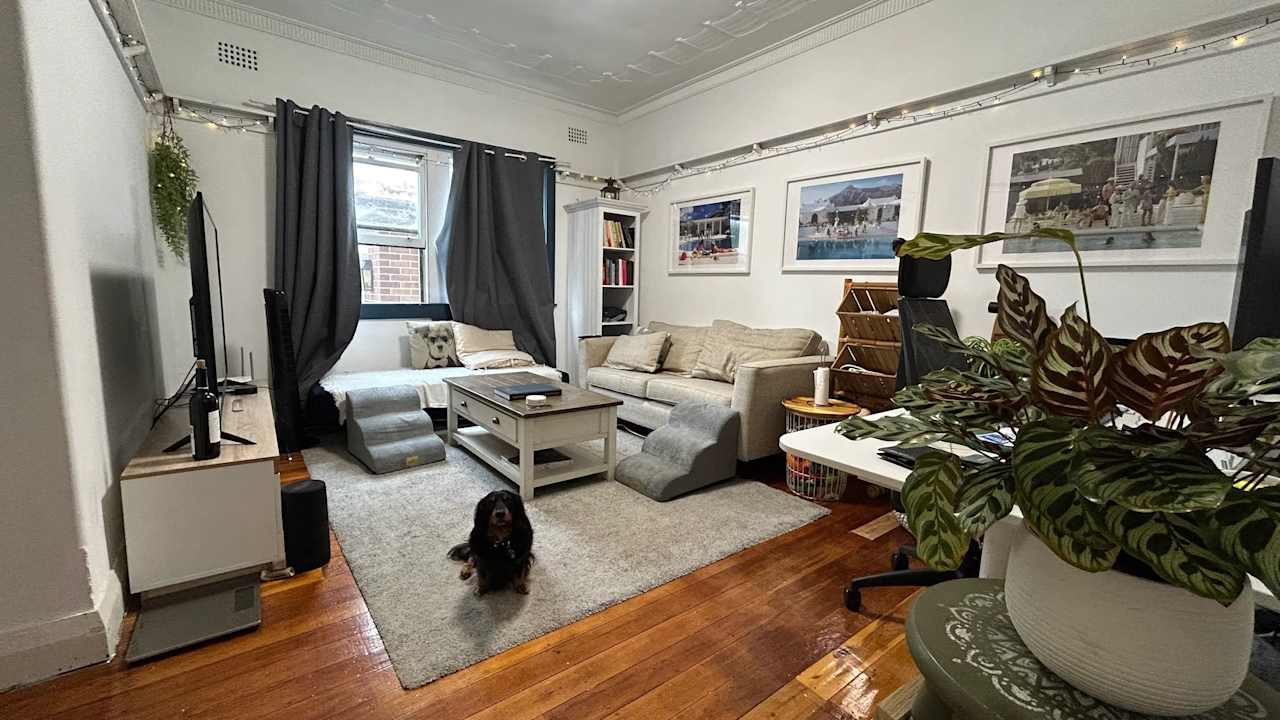 Room in a share house