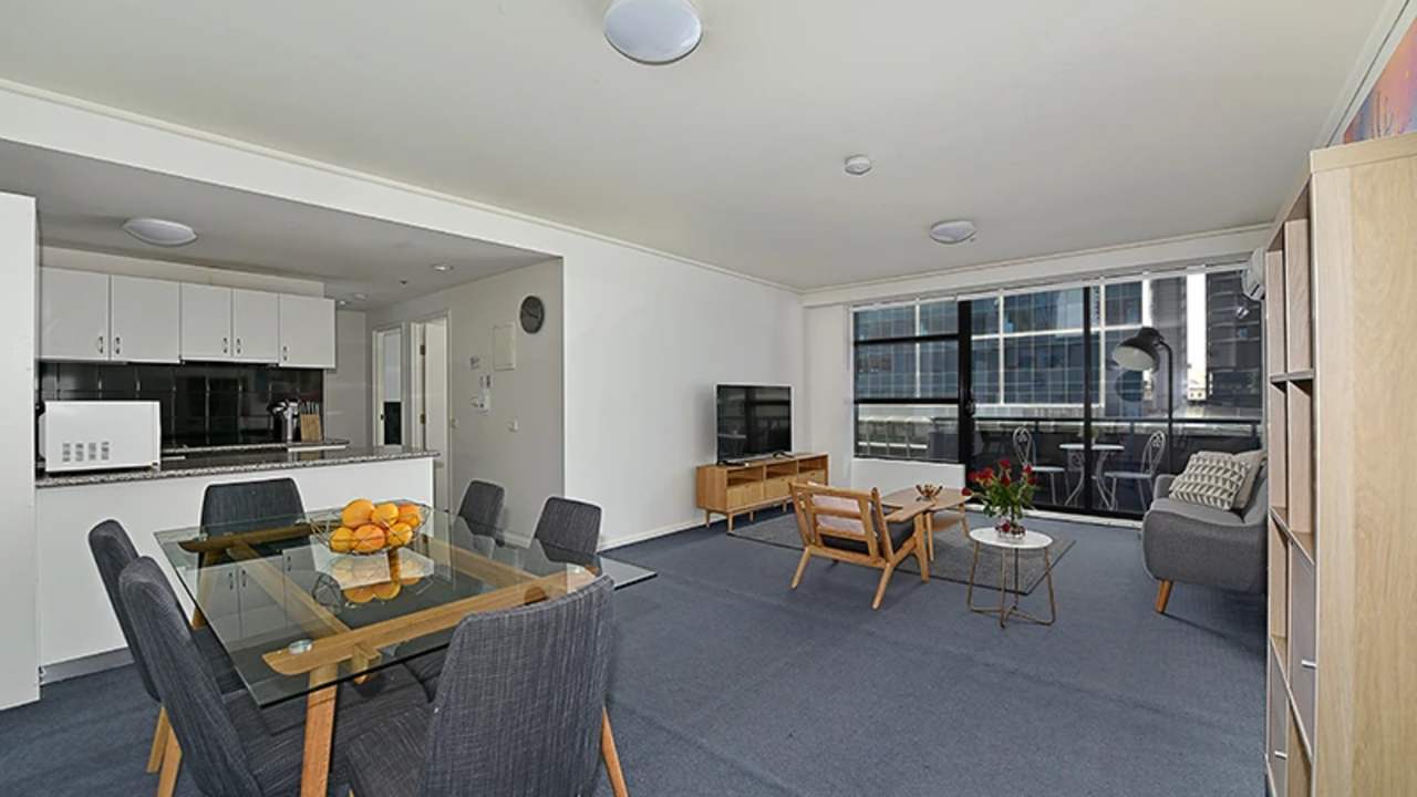 Whole property with 2 rooms for rent