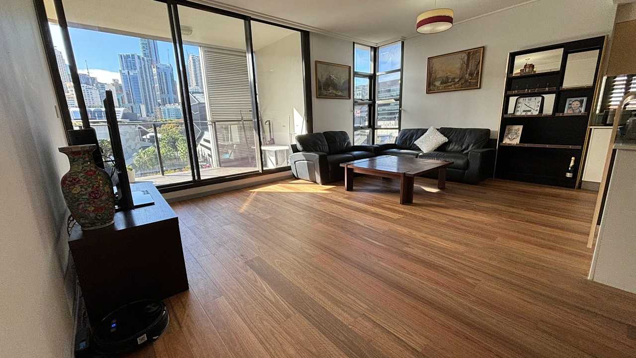 Furnished room with ensuite in a flatshare