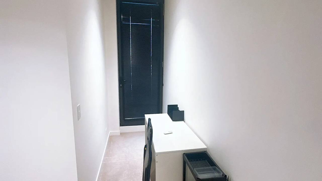 Furnished room with ensuite in a flatshare