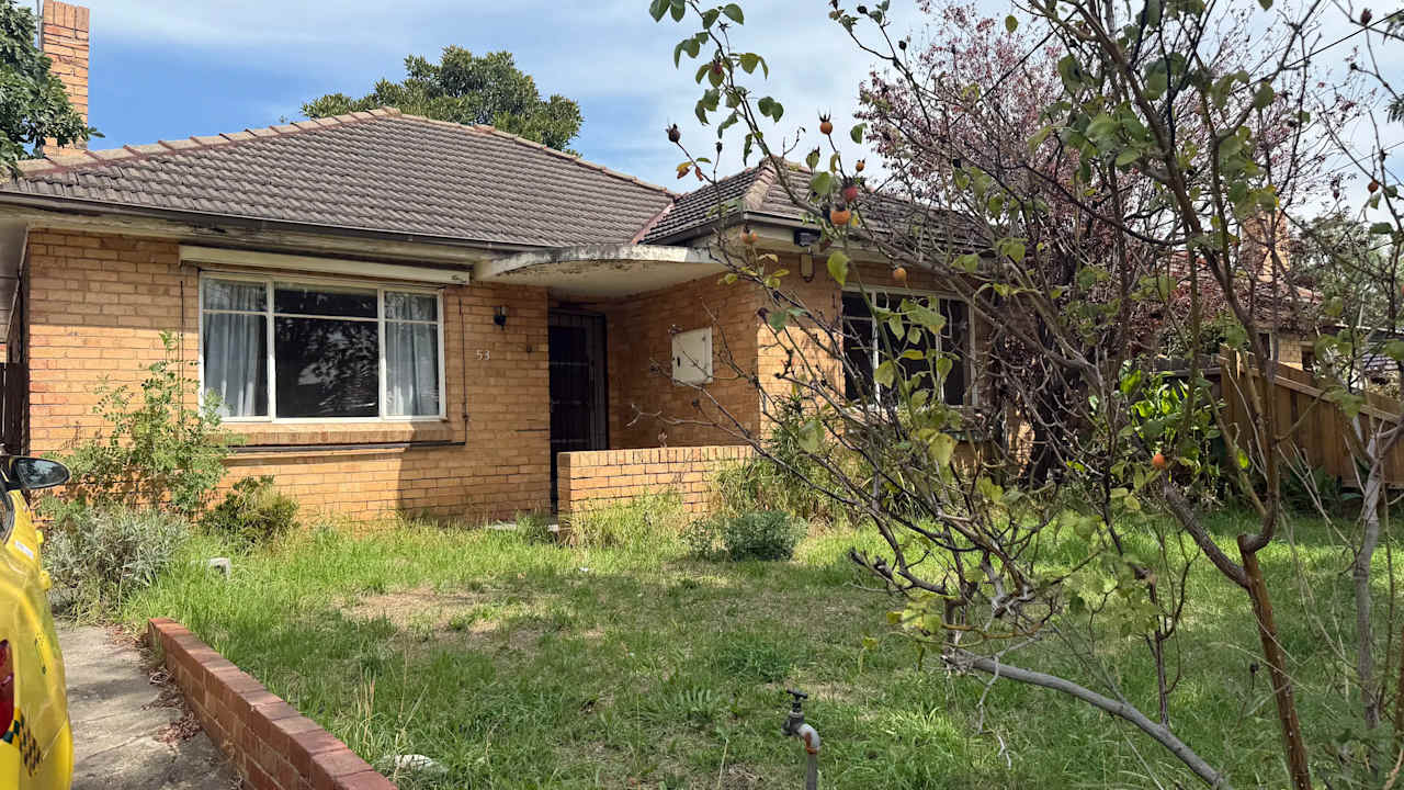 Whole property with 3 rooms for rent