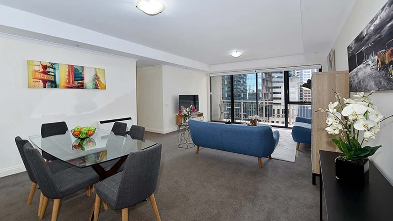 Whole property with 3 rooms for rent