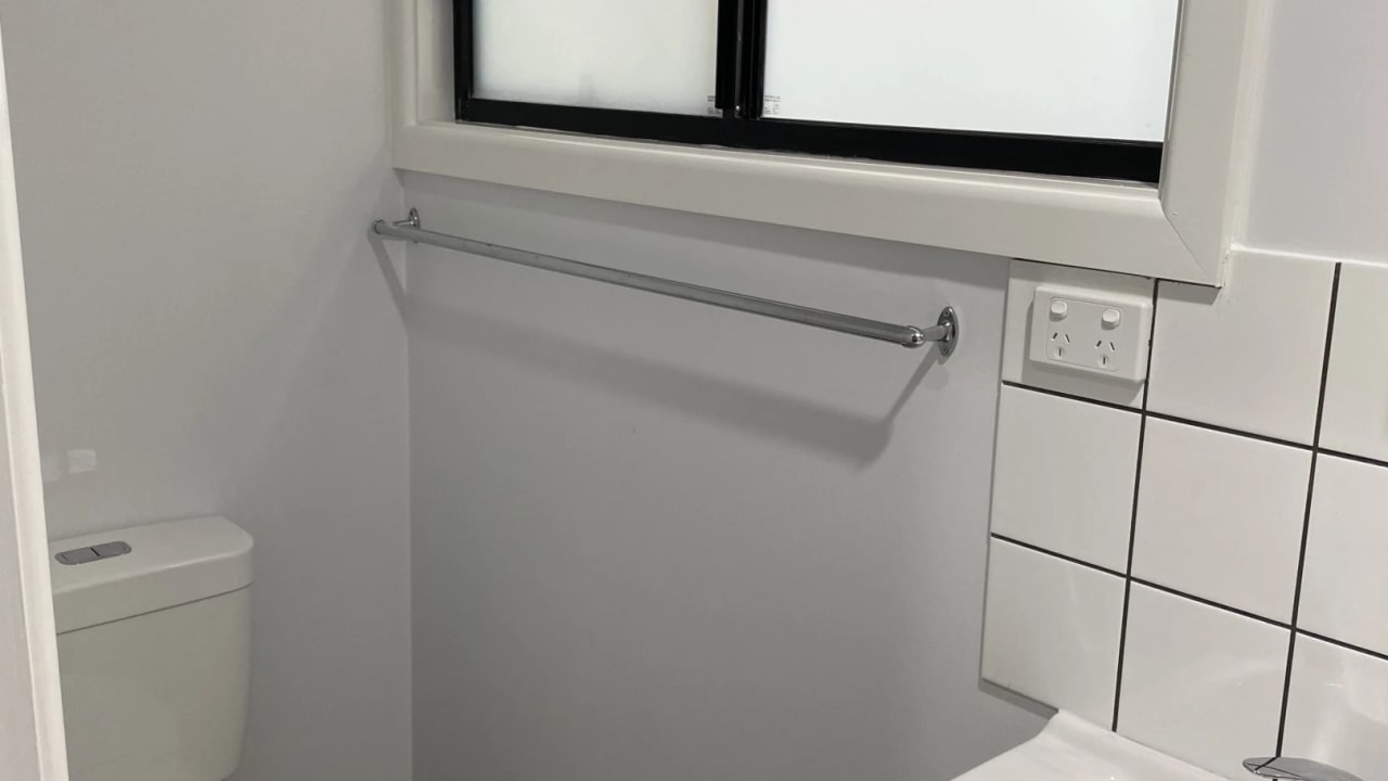 Furnished room with own bathroom