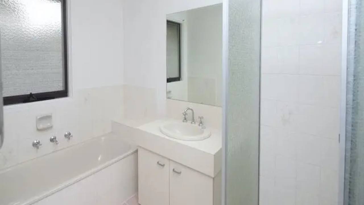 Unfurnished room with own bathroom