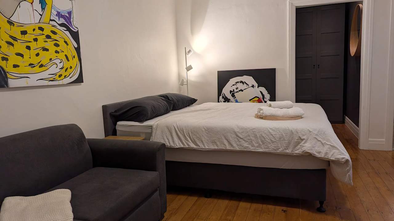 Furnished room studio flat for rent