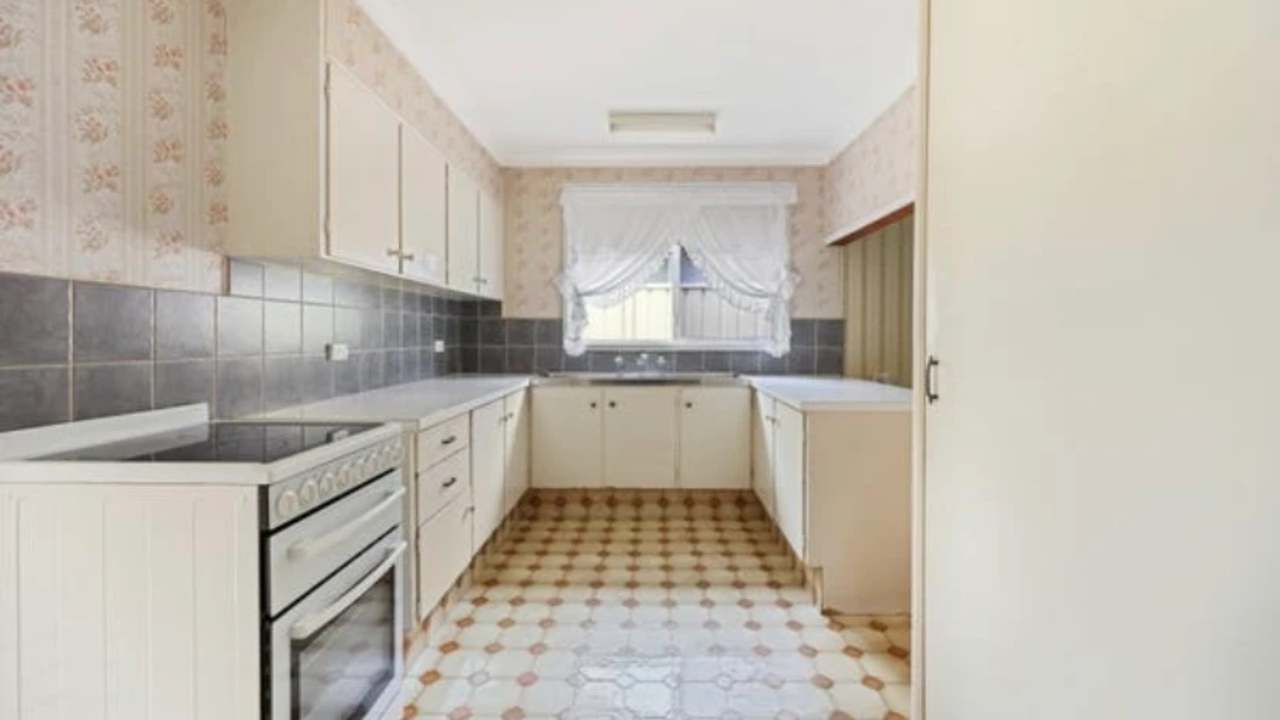 Room in a share house