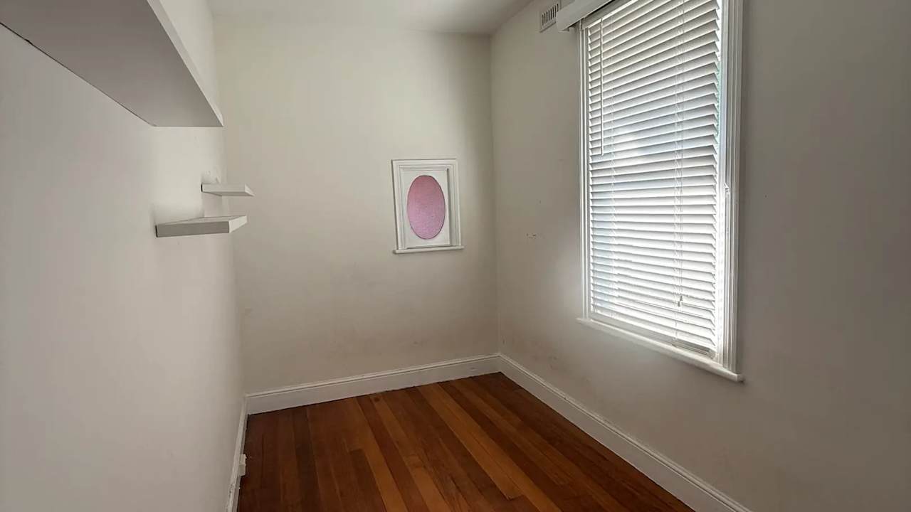 Unfurnished room in a share house