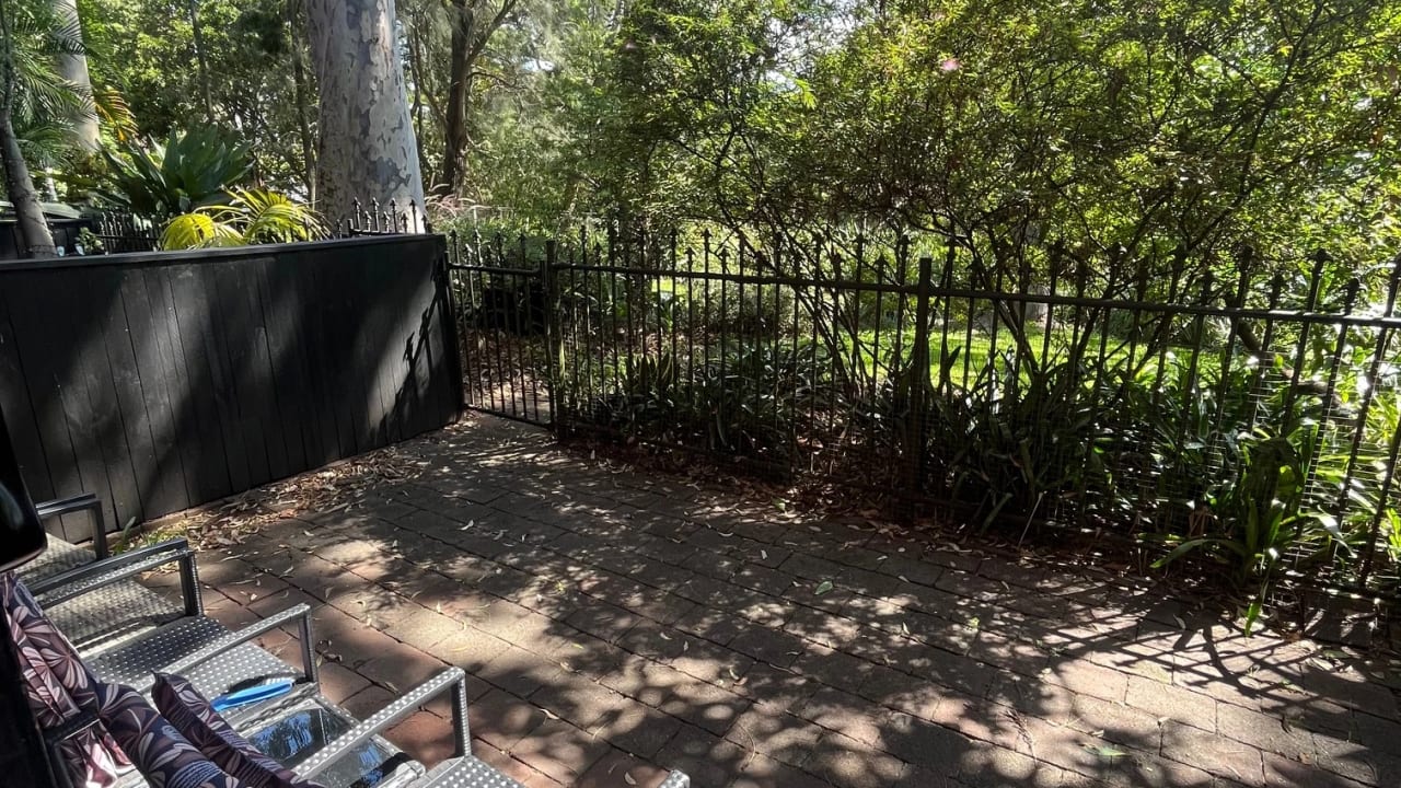 Room in a share house