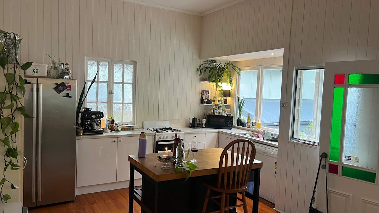 Unfurnished room in a share house