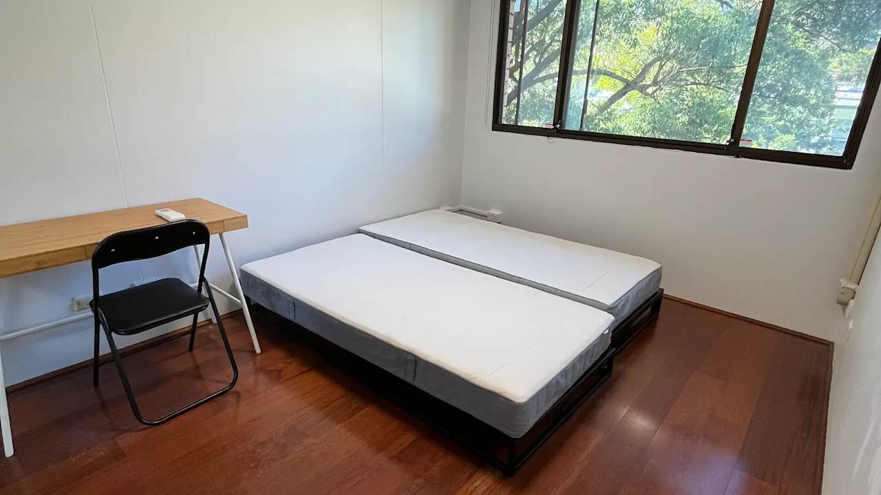 Whole property with 2 rooms for rent