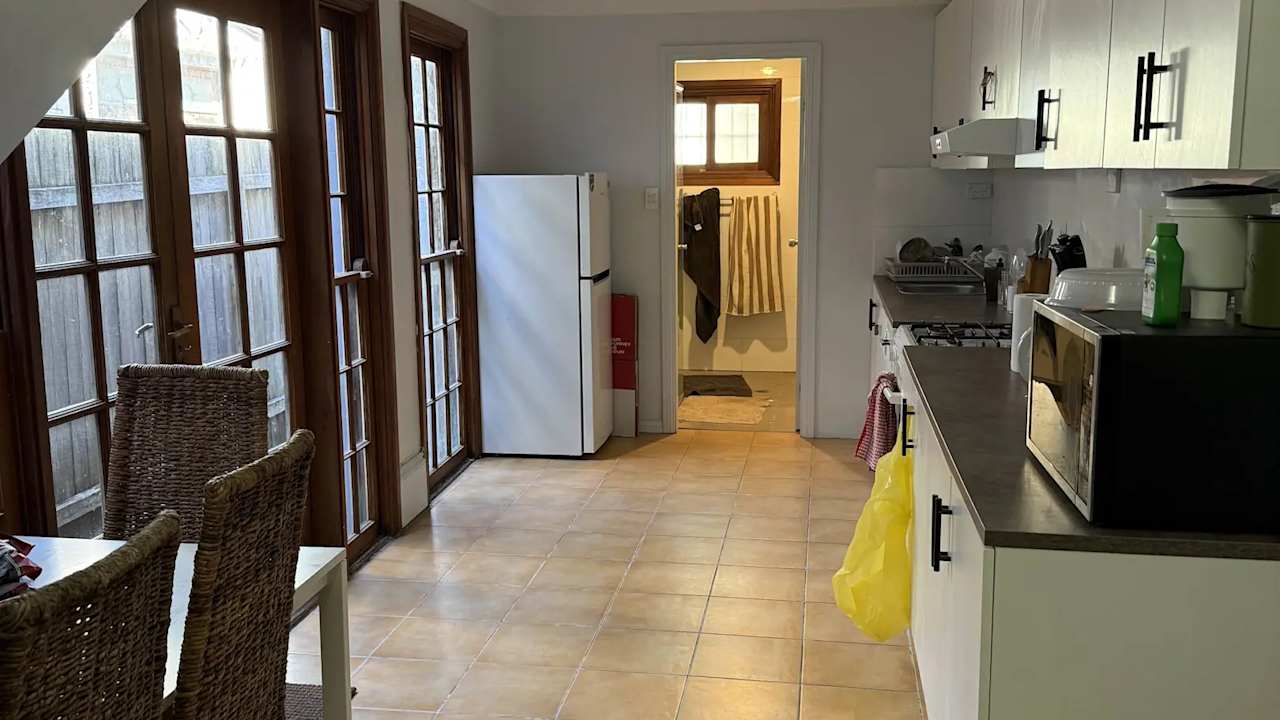 Unfurnished room in a share house