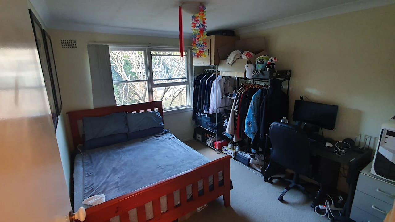 Furnished room in a share house