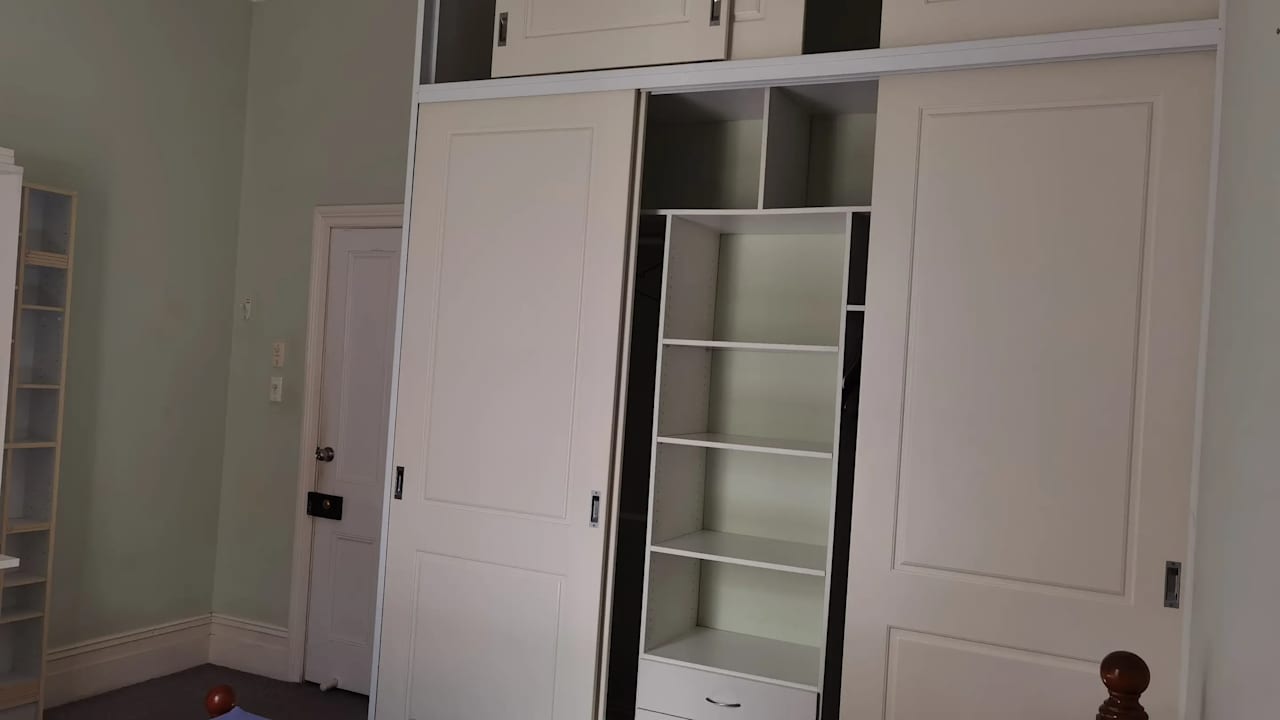 Furnished room in a share house