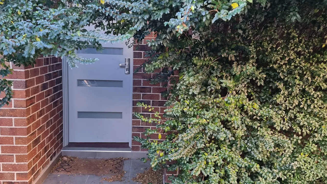 Whole property with 2 rooms for rent