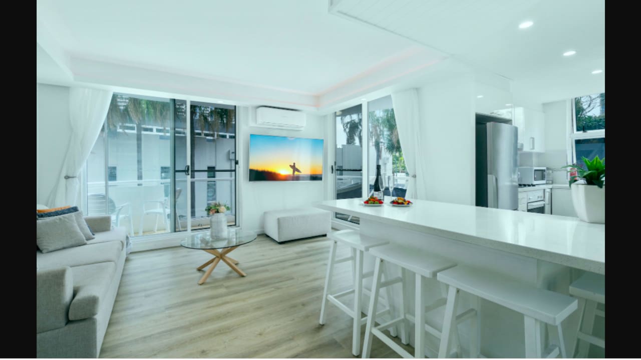 Furnished room with own bathroom