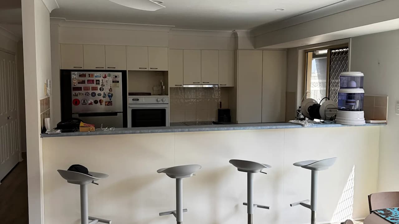 Whole property with 3 rooms for rent