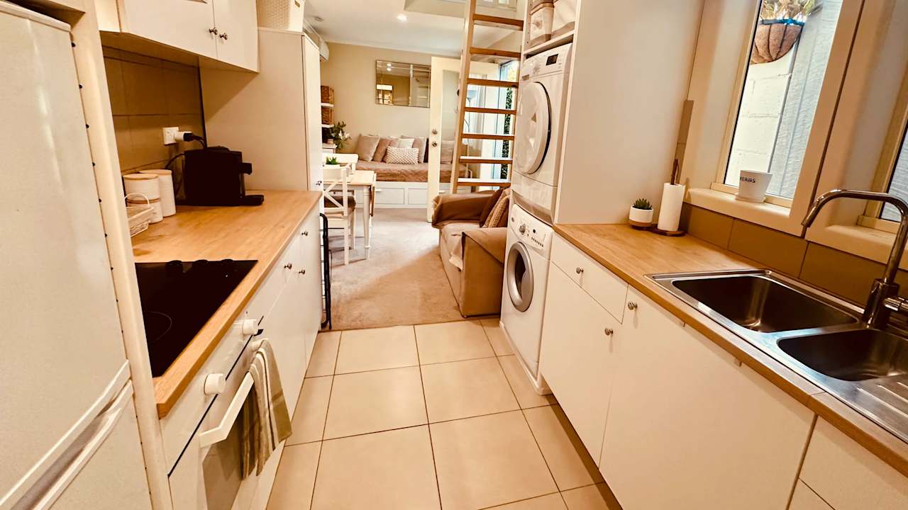 Furnished room granny flat for rent