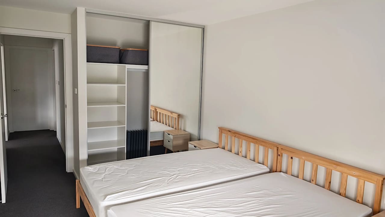 Furnished room in a share house