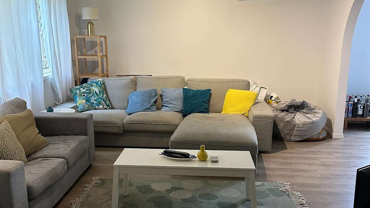 Unfurnished room in a share house