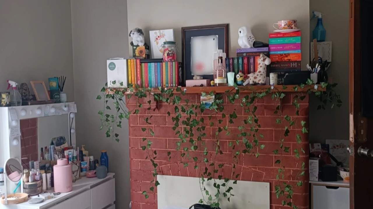 Unfurnished room in a share house