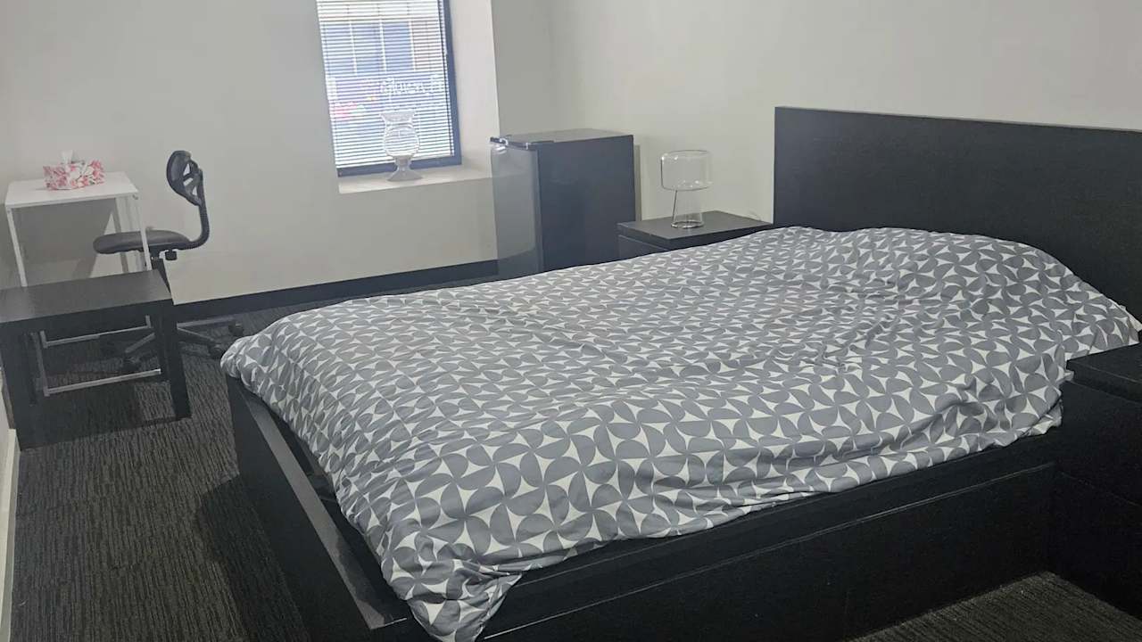 Furnished room in a flatshare