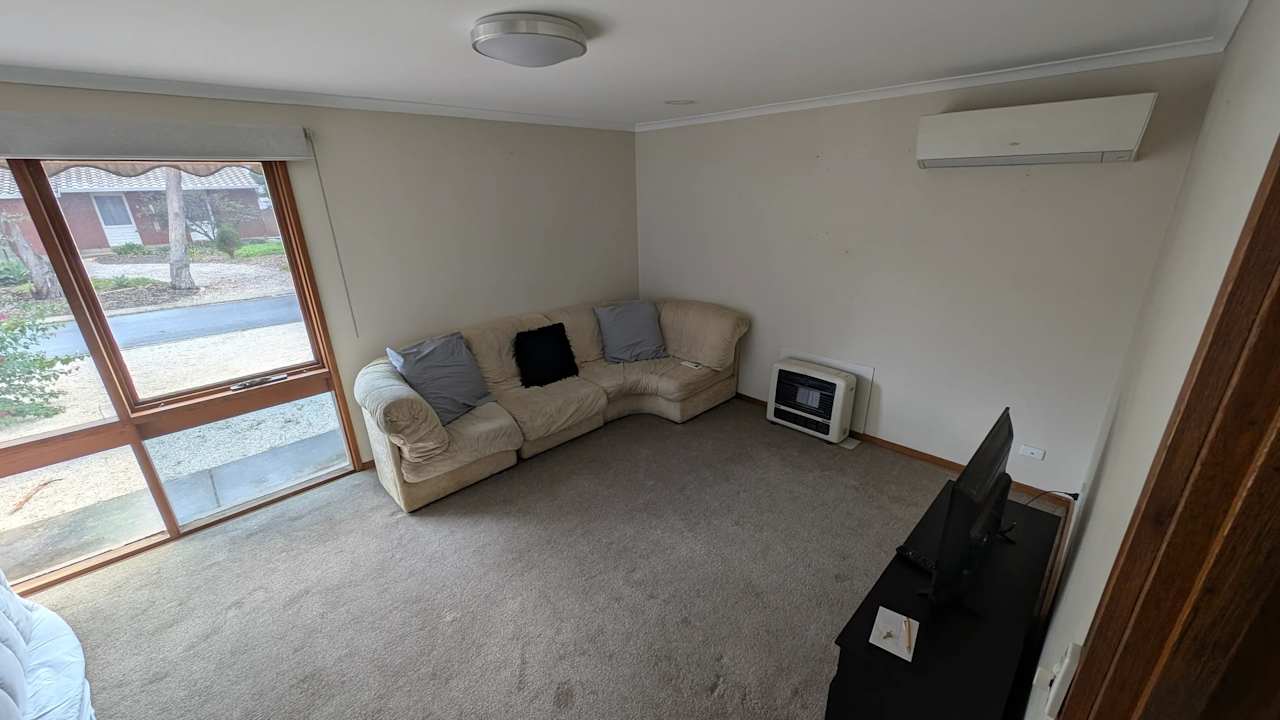 Room in a share house
