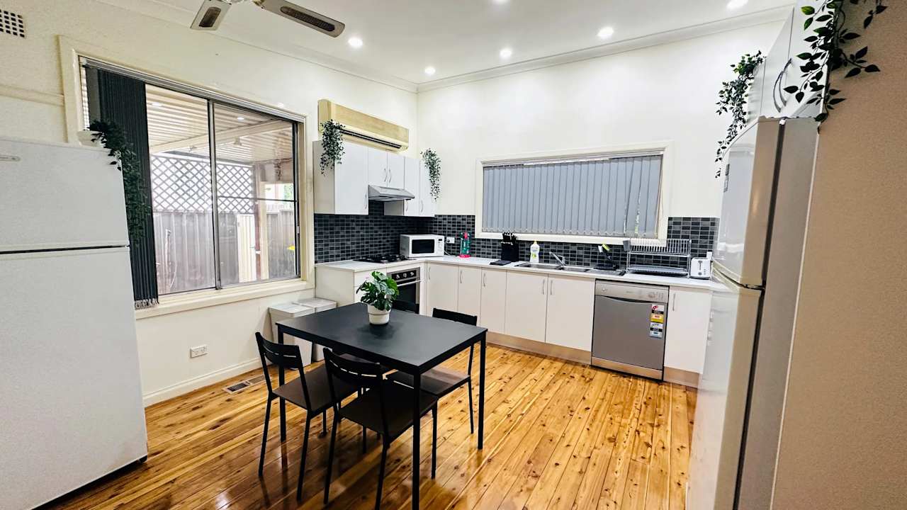 Furnished room in a share house