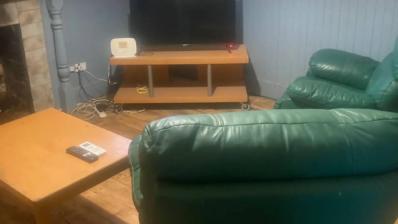 Unfurnished room in a share house