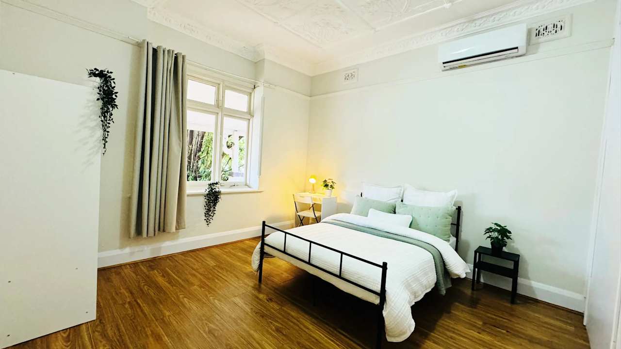 Furnished room in a share house