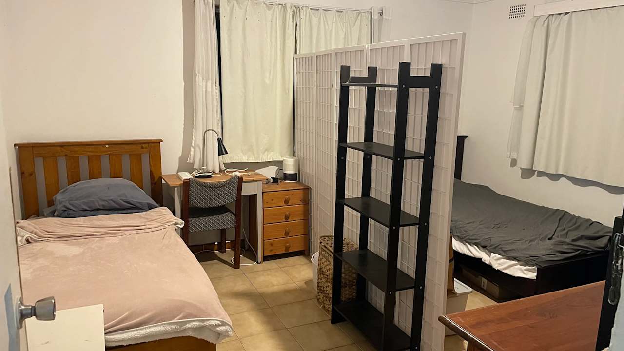 Furnished room in a share house