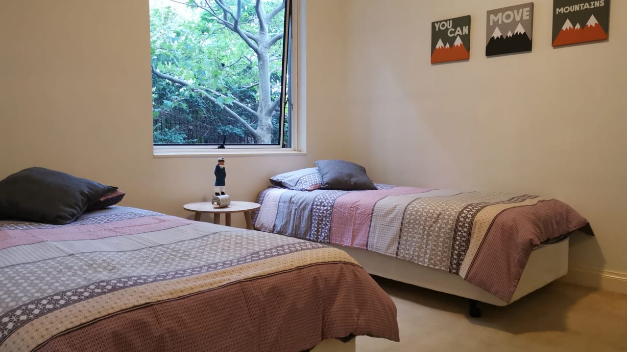 Furnished room in a flatshare