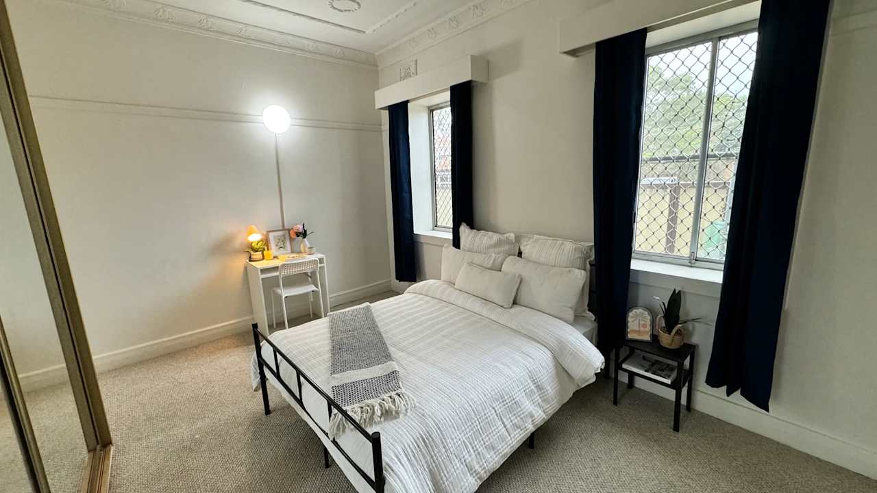 Furnished room in a share house