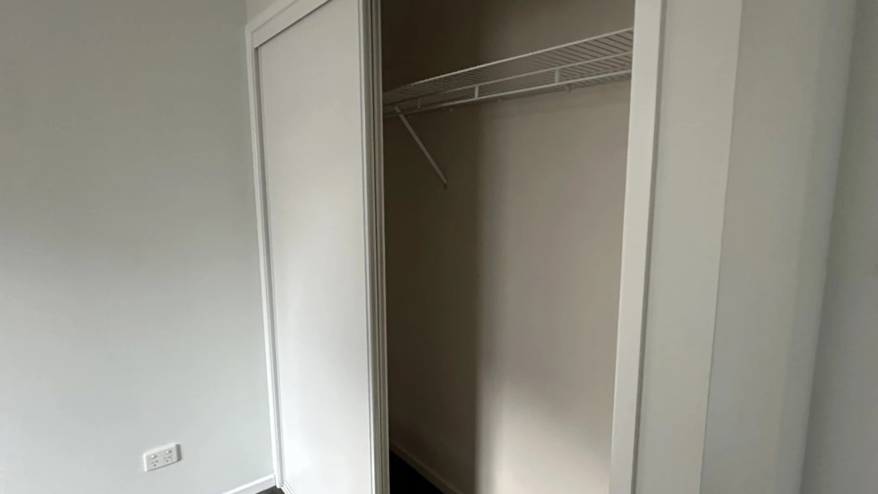 Room in a share house