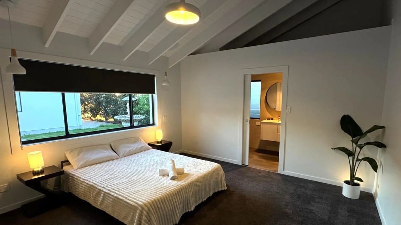 Furnished room with ensuite in a share house