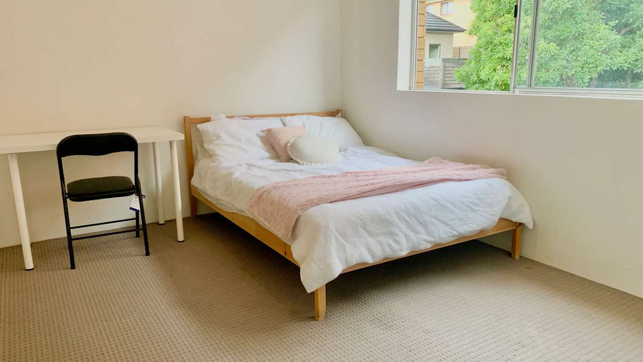 Whole property with 2 rooms for rent
