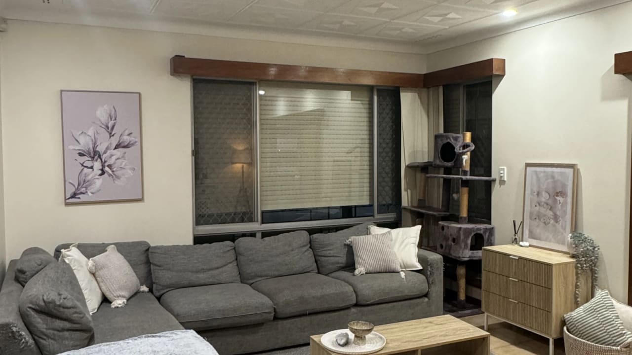 Unfurnished room in a share house