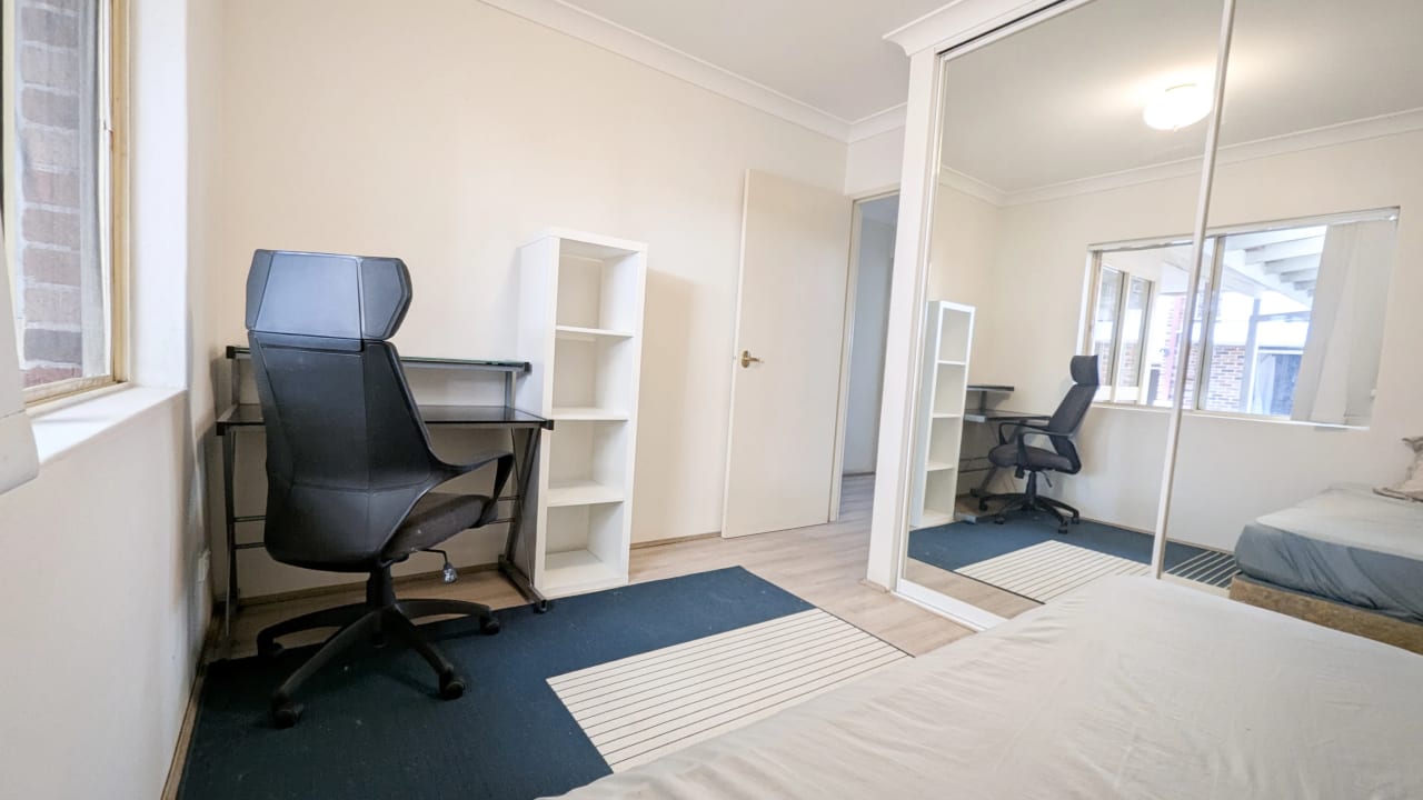 Furnished room with own bathroom